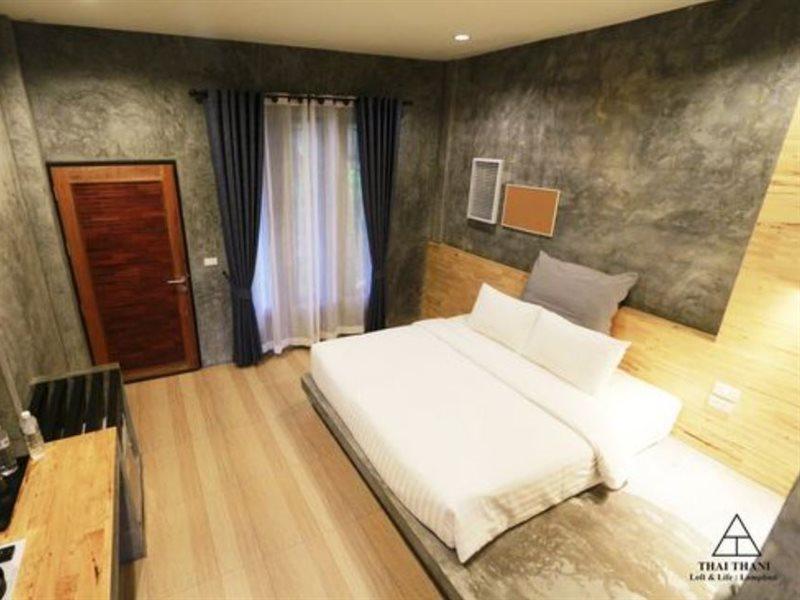 Thai Thani Loft & Life ラムプーン エクステリア 写真