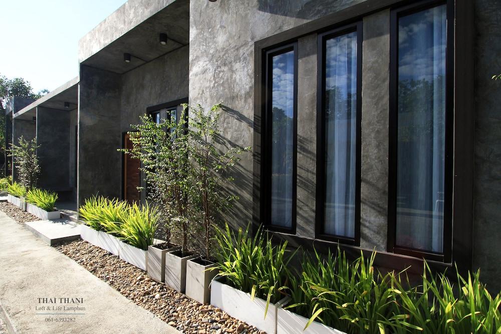 Thai Thani Loft & Life ラムプーン エクステリア 写真